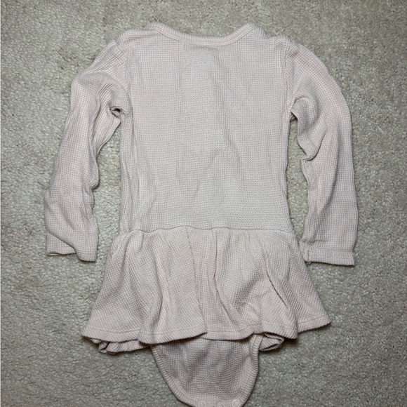 Posh Peanut Long sleeve waffle knit twirl bodysuit dress in size 6-12 months. - Picture 7 of 7